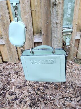 GUC Women's Lt Green Satchel/crossbody bag